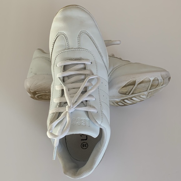 Lesove Women’s Leather Cheerleader Tumbling Shoes - Picture 7 of 8